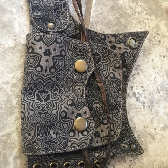 Maddie Moon - Bat wing belt print, Medium - Picture 2 of 8